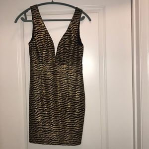 Never worn!! Ark & Co black and gold dress